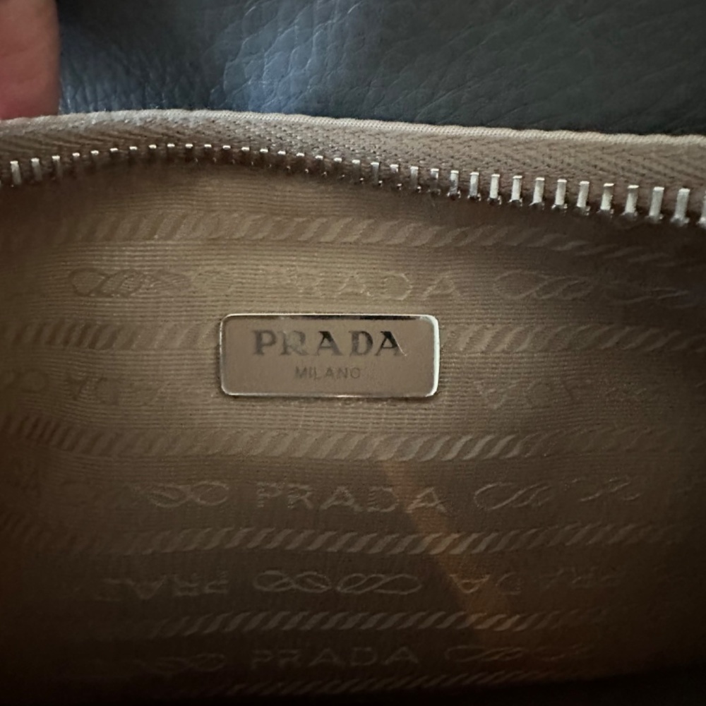 Prada Reedition 2005 - Picture 8 of 16